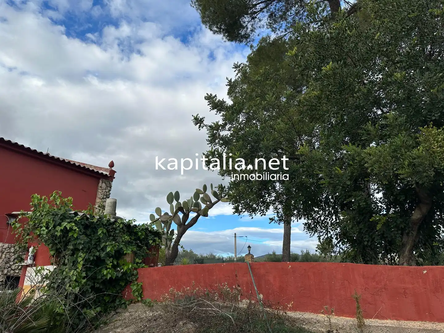 Country homes for sale in Ontinyent  with Private garden, Storage room and Swimming Pool
