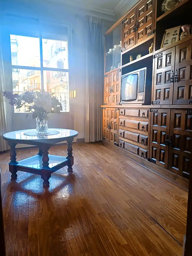 Sala d'estar de Casa o xalet en venda en Lardero amb Moblat