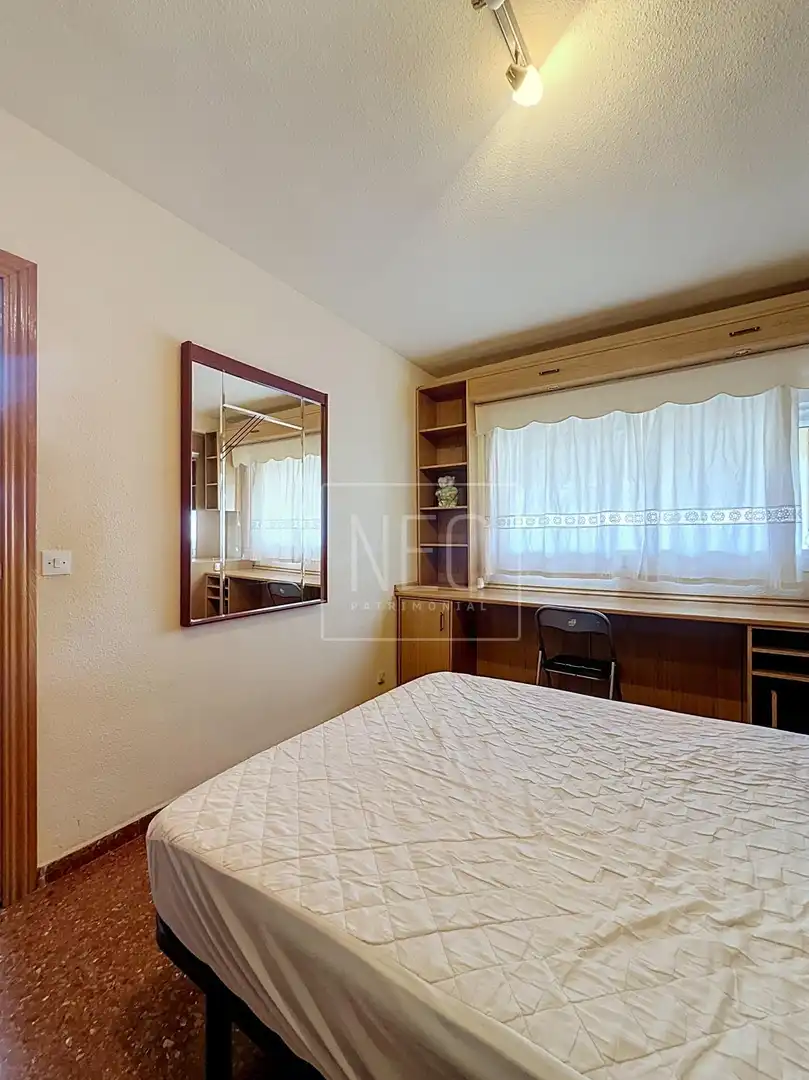 Flat with terrace for sale in Calle LUZ CASANOVA, imagen 18