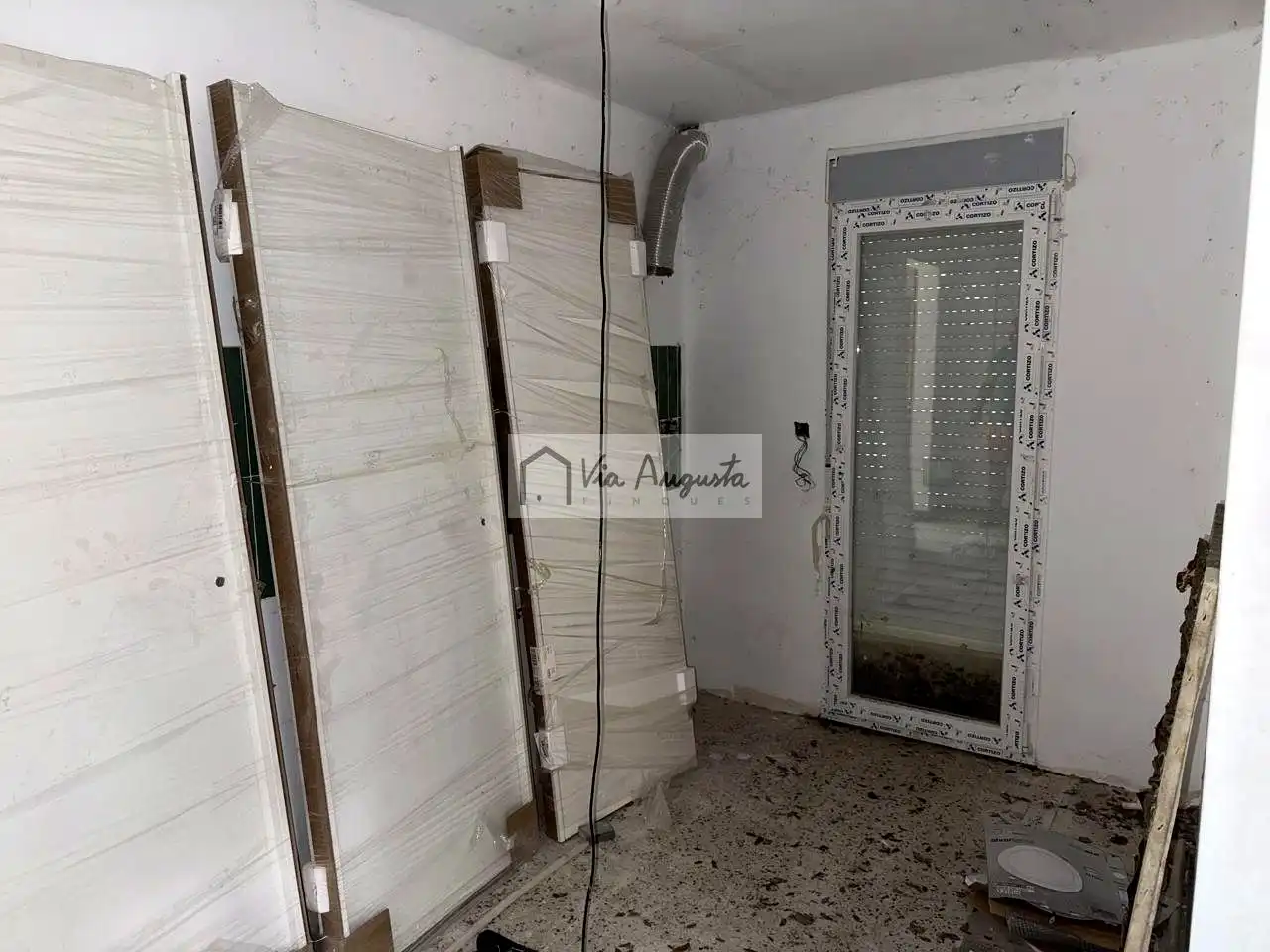 Casa o xalet en venda en Alfara de Carles amb Jardí privat, Terrassa i Balcó