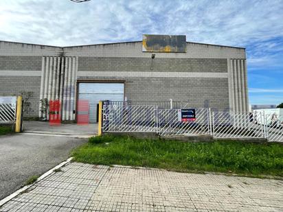 Exterior view of Industrial buildings for sale in Manresa