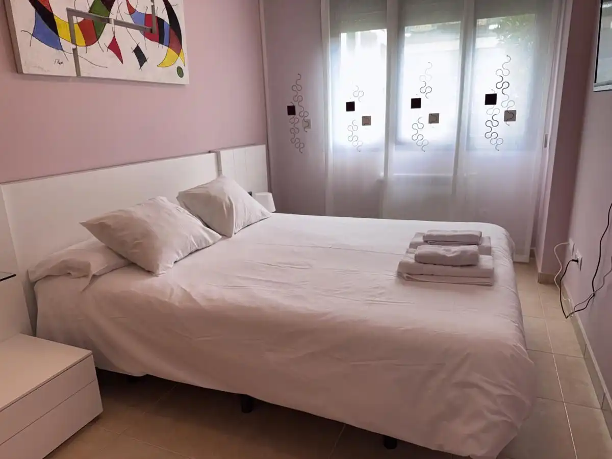 Habitación de Apartamento en venta en Llanes con Calefacción, Terraza y Trastero