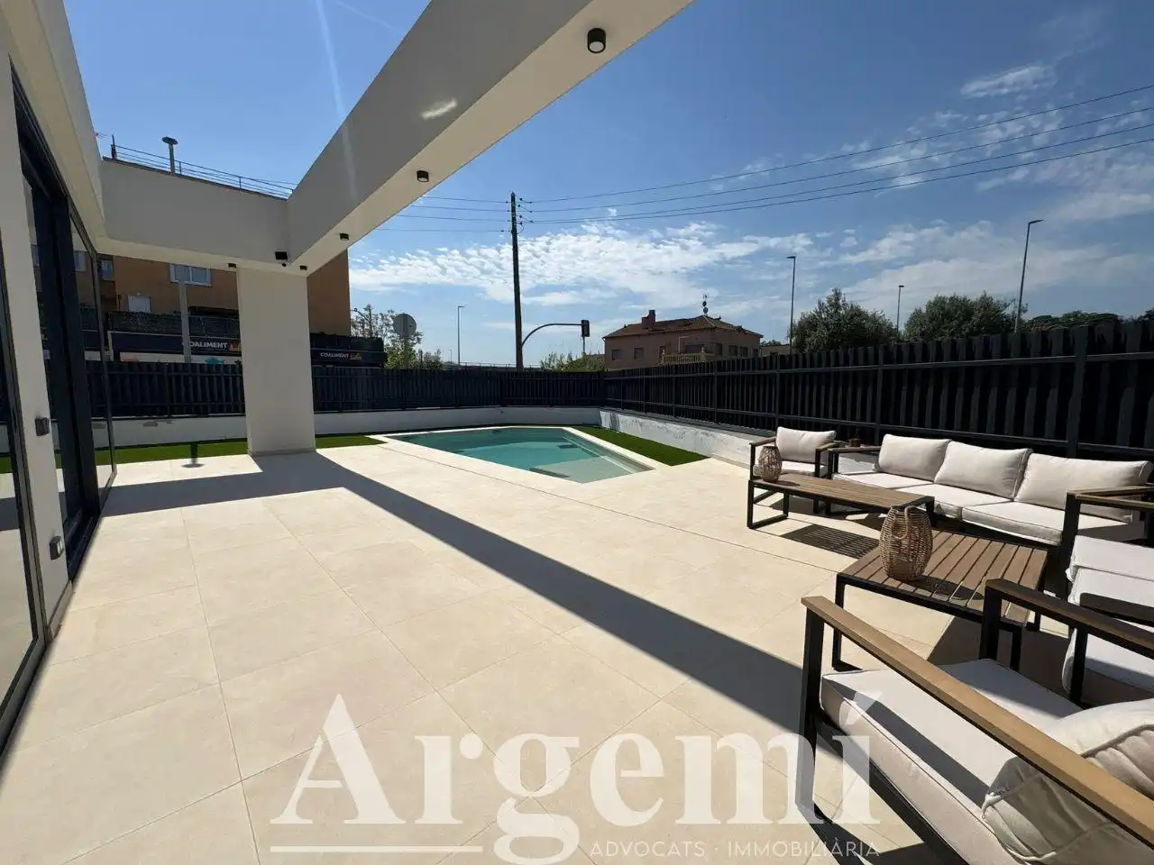 Piscina de Casa o chalet en venta en Santa Perpètua de Mogoda con Aire acondicionado, Jardín privado y Piscina