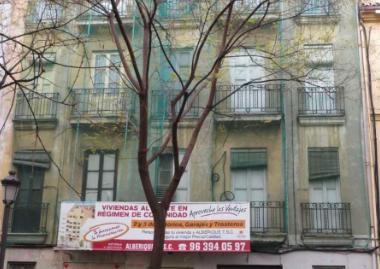 Foto 5 de Edificio en venta en Carrer D'alberic, 7, Arrancapins,  Valencia Capital