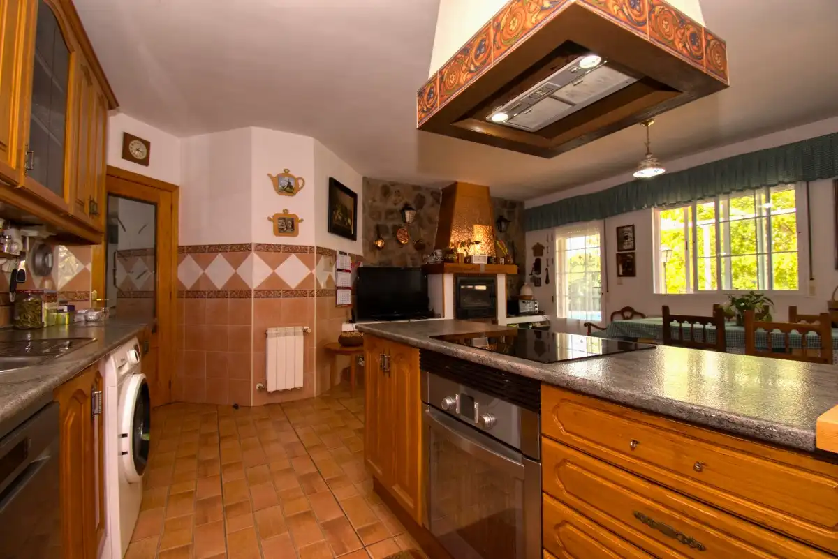 Cocina de Casa o chalet en venta en Nuevo Baztán con Aire acondicionado, Calefacción y Jardín privado