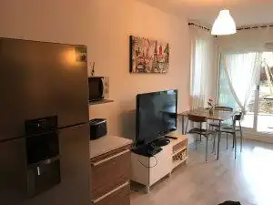 Wohnzimmer von Haus oder Chalet zur Miete in Castell d'Aro, Platja d'Aro i s'Agaró mit Terrasse, Mikrowelle und Gemeinschaftspool