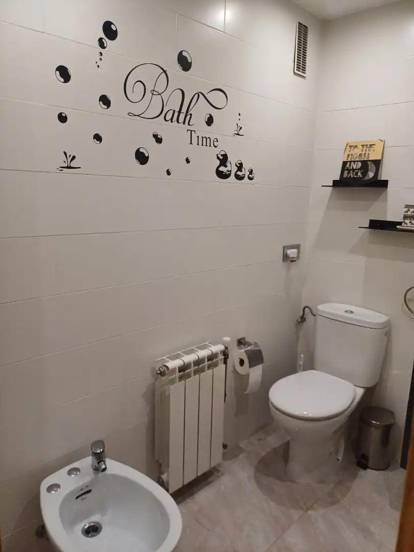 Baño de Piso en venta en Valladolid con Calefacción, Parquet y Amueblado