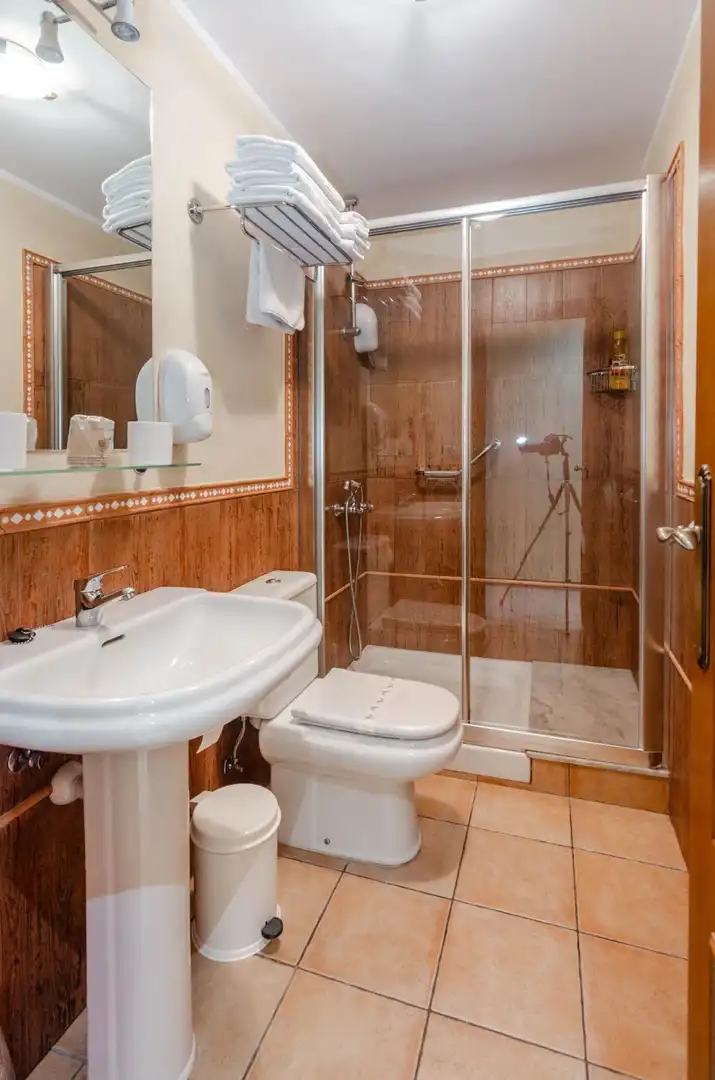 Baño de Edificio en venta en Parres, Asturias
