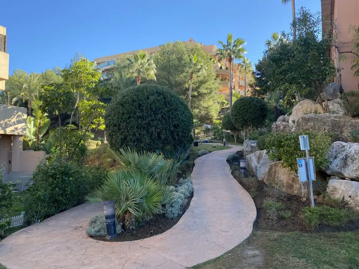 Jardín de Planta baja de alquiler en Marbella con Aire acondicionado, Calefacción y Terraza
