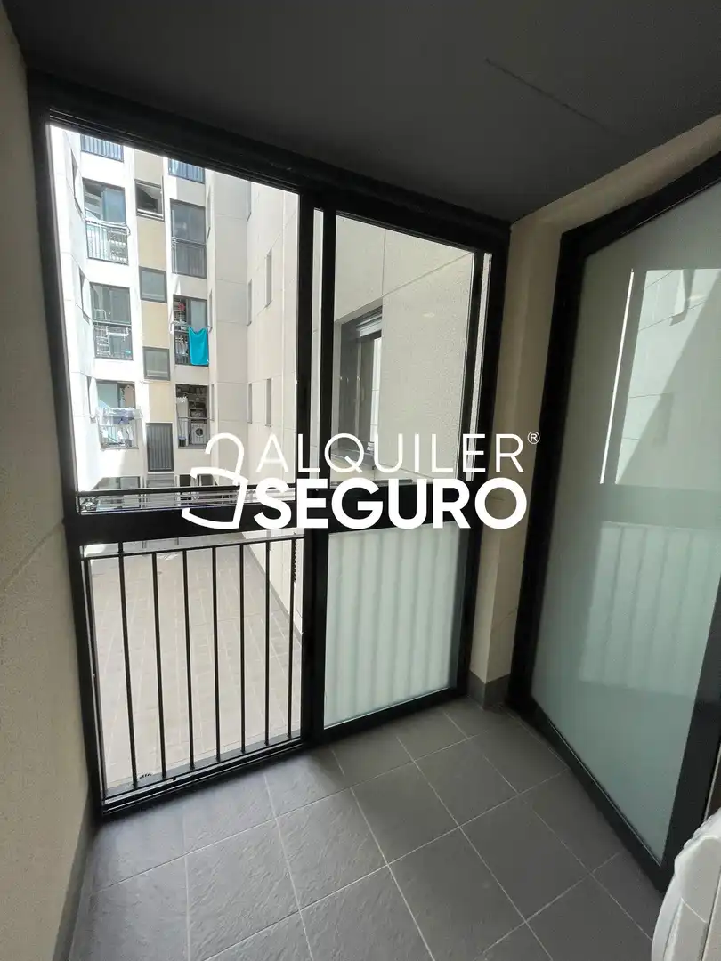Flat for rent in Maria de Maeztu, Arroyo del Fresno