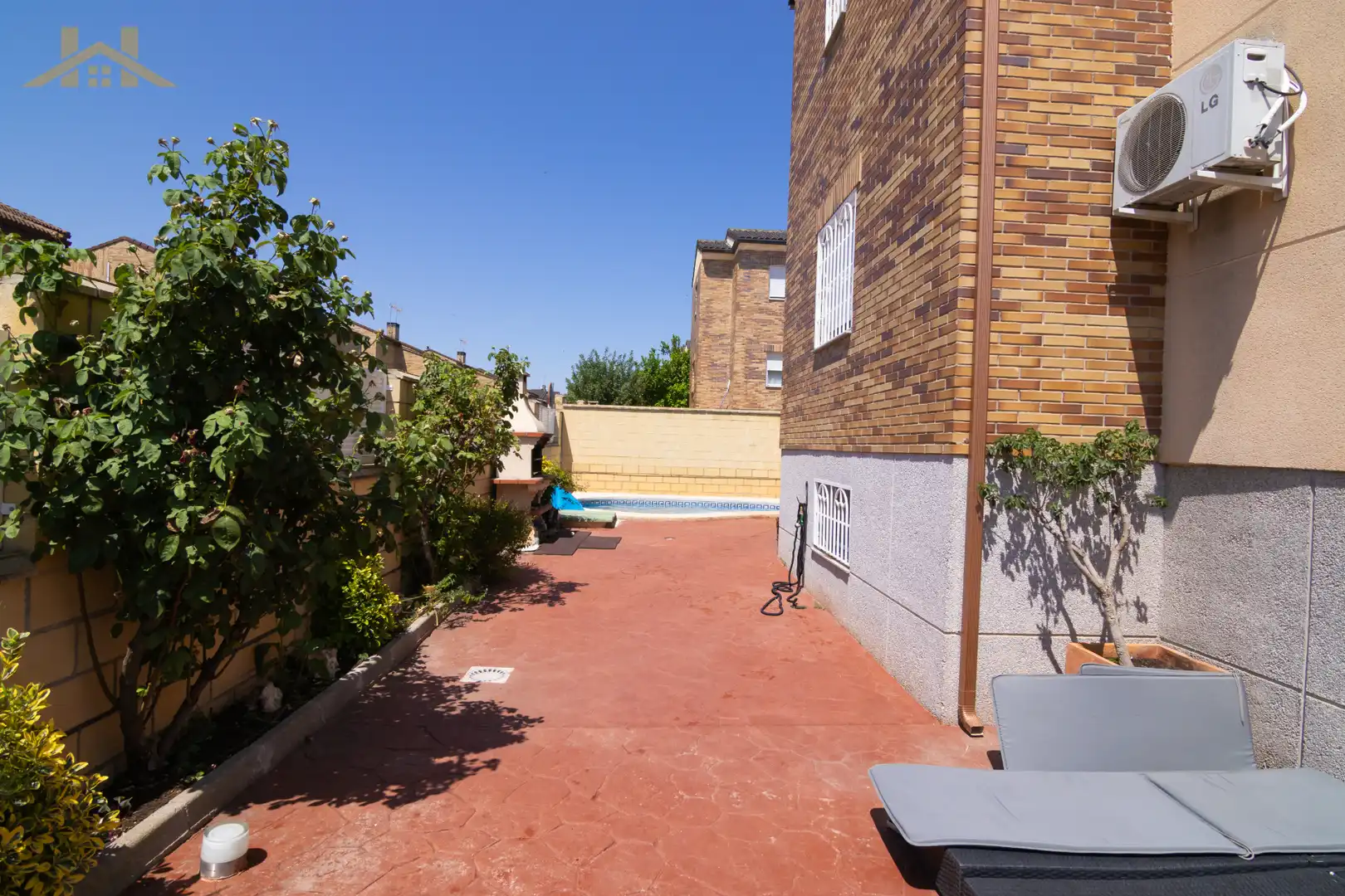 Piscina de Casa o chalet en venta en Ugena con Aire acondicionado, Calefacción y Jardín privado