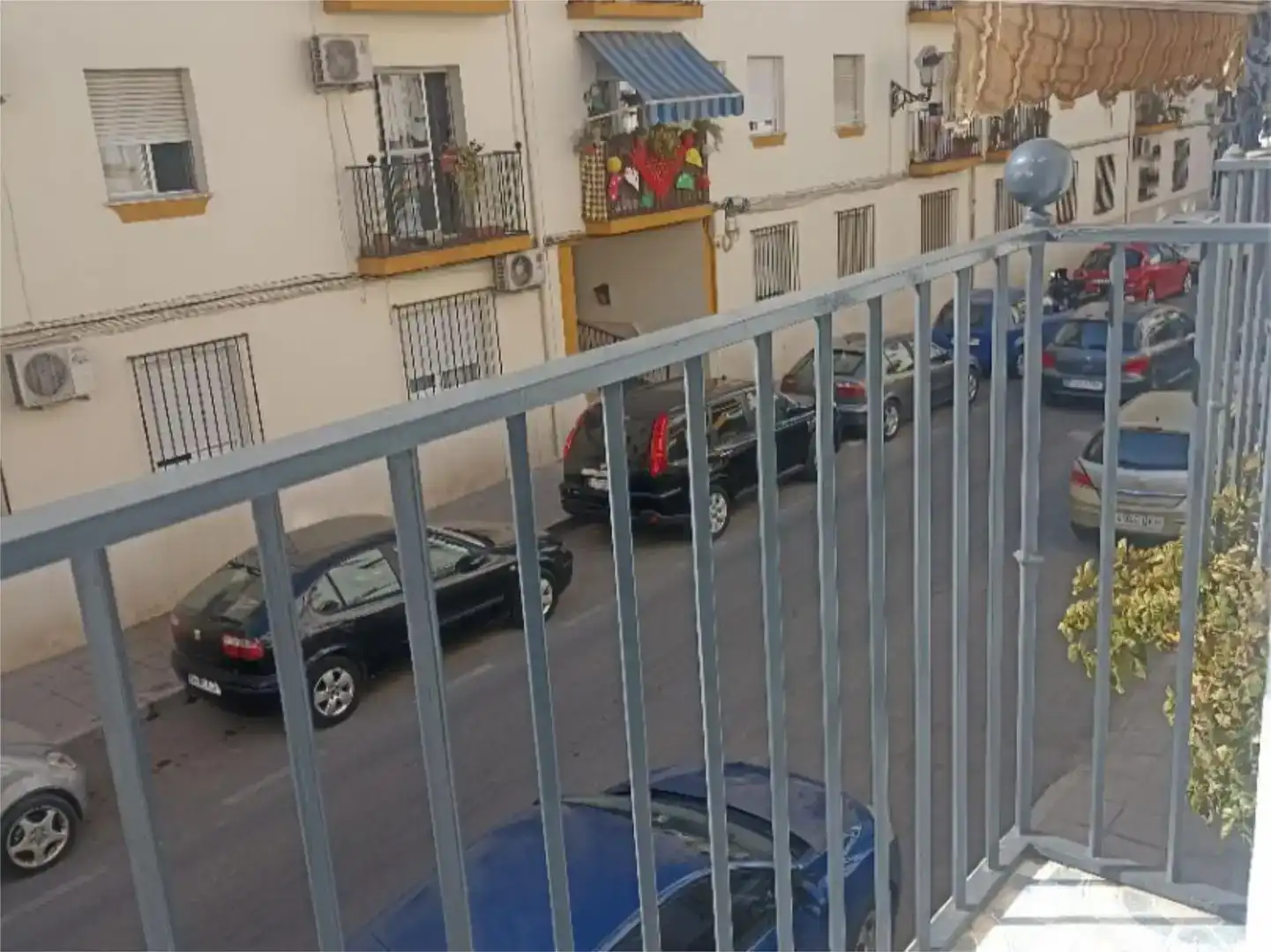 Terrasse von Wohnung zur Miete in Cabra mit Klimaanlage und Balkon