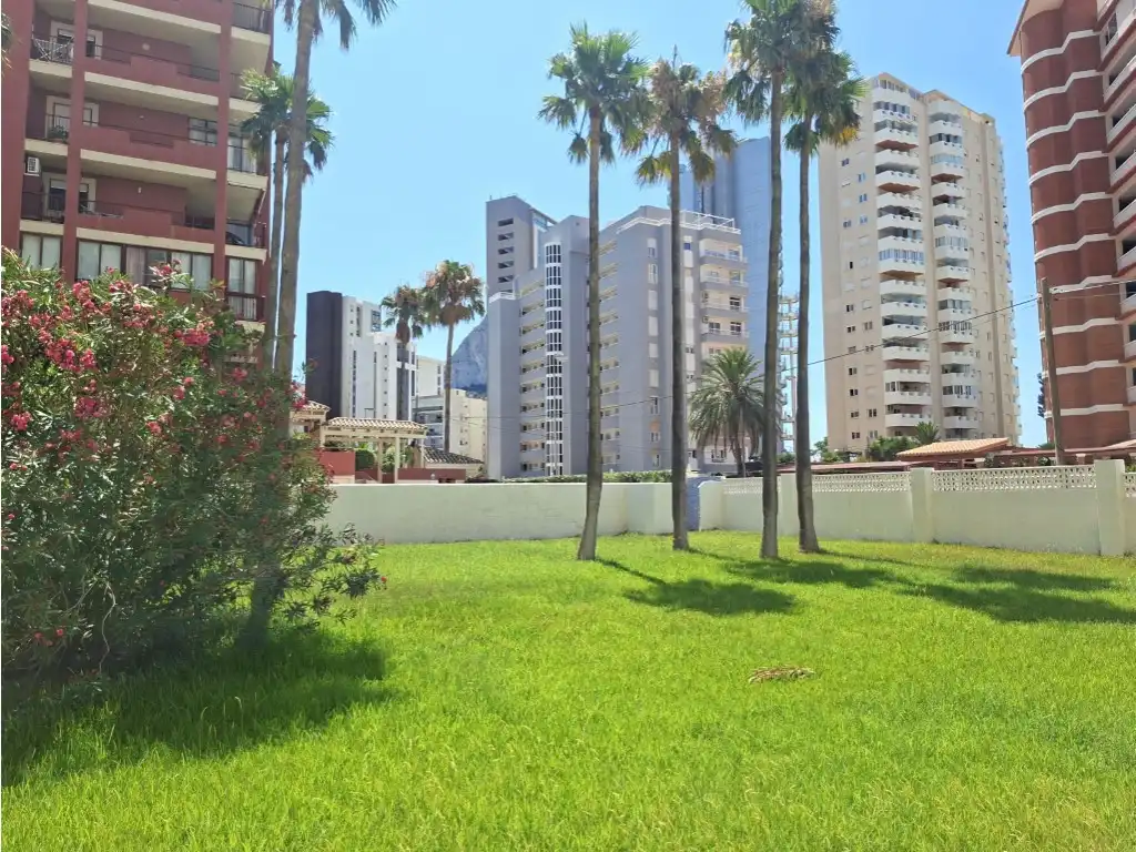 Apartament amb jardí en venda a Avenida Europa, imagen 17