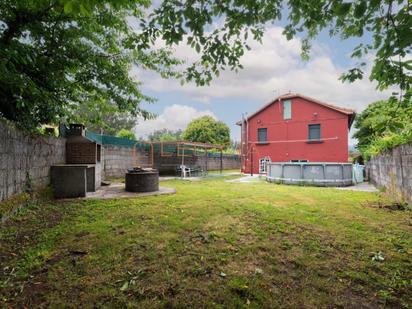 Jardí de Casa o xalet en venda en Ponteareas amb Calefacció, Jardí privat i Terrassa