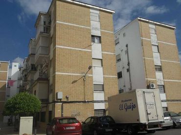 Flat for sale in Calle Santander 2
