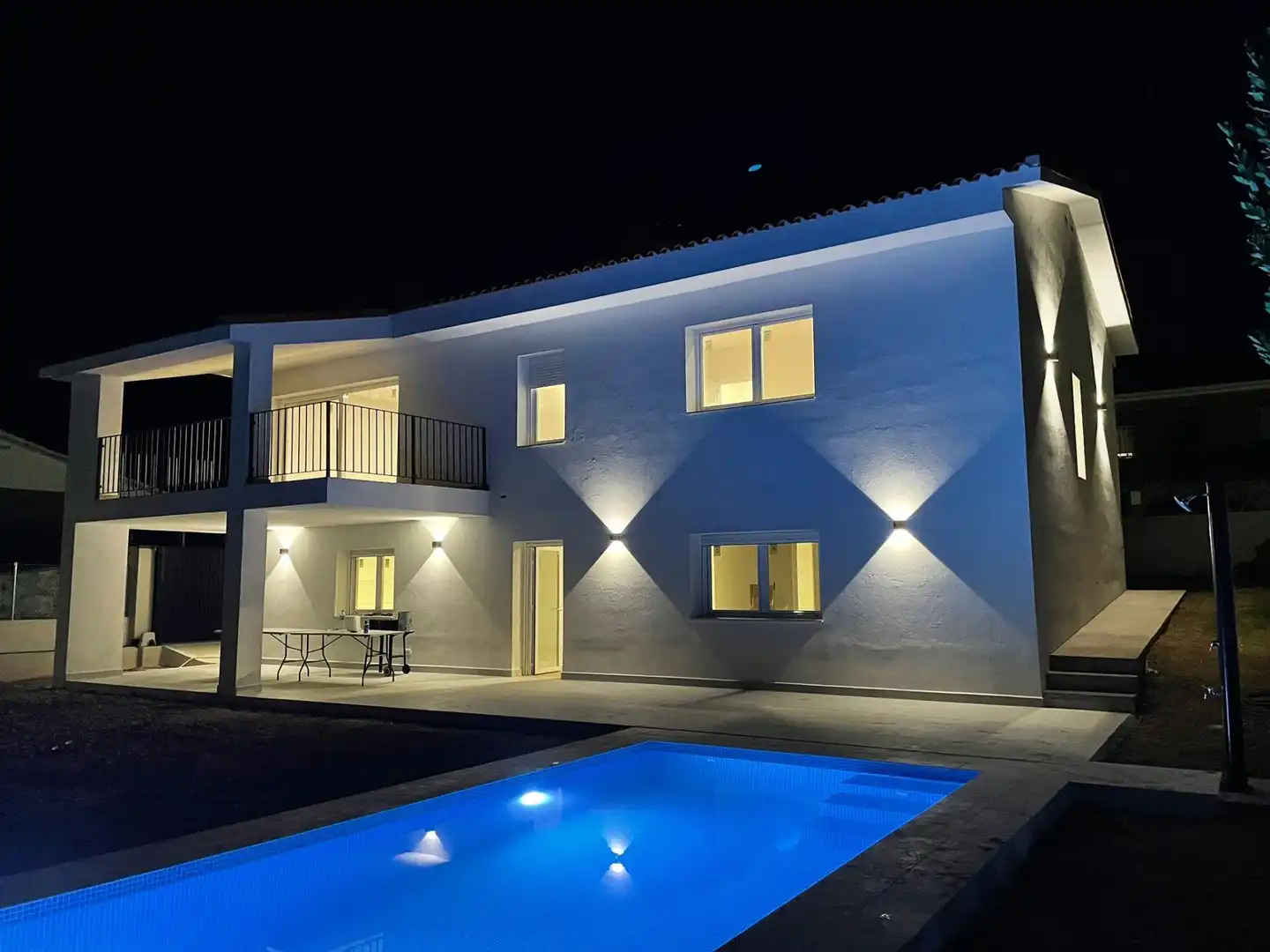 Vista exterior de Casa o chalet en venta en Navas del Rey con Calefacción, Jardín privado y Terraza