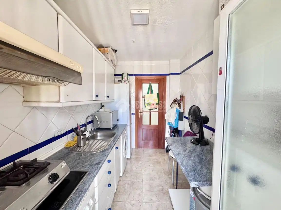 Küche von Wohnung zum Verkauf in Yuncos mit Klimaanlage und Terrasse