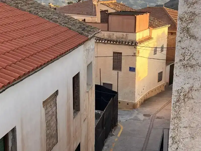 Vista exterior de Casa adosada en venda en Lecrín amb Piscina i Balcó