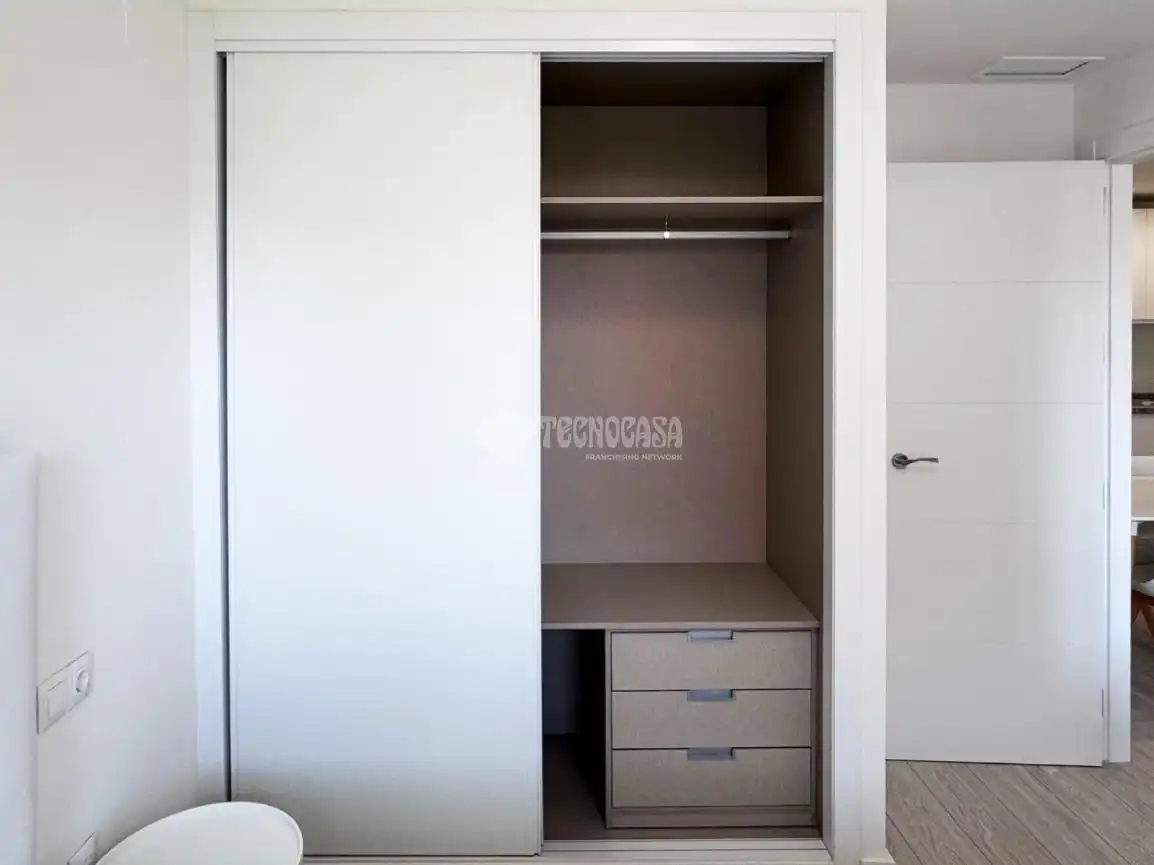 Bedroom of Flat for sale in Torremolinos  with Air Conditioner