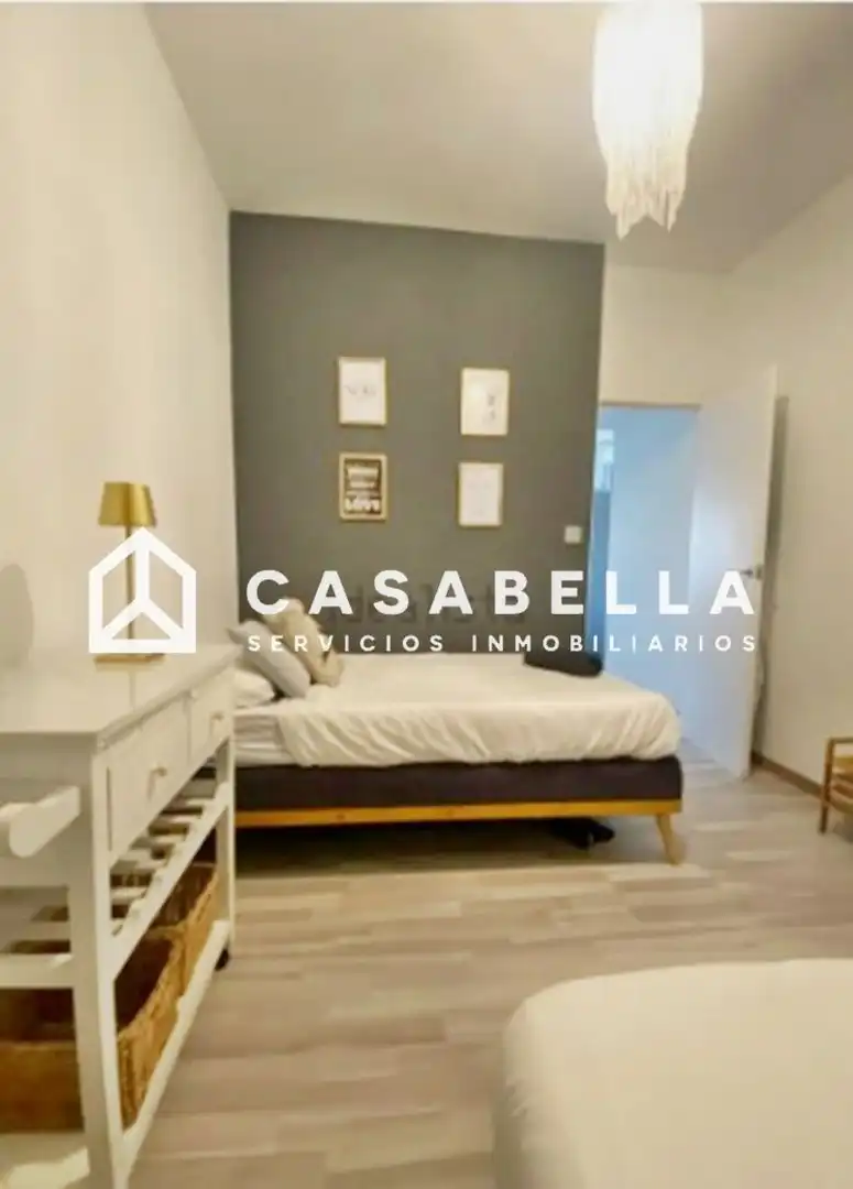 Bedroom of Flat for sale in Valencia  with Air Conditioner, Heating and Terrace