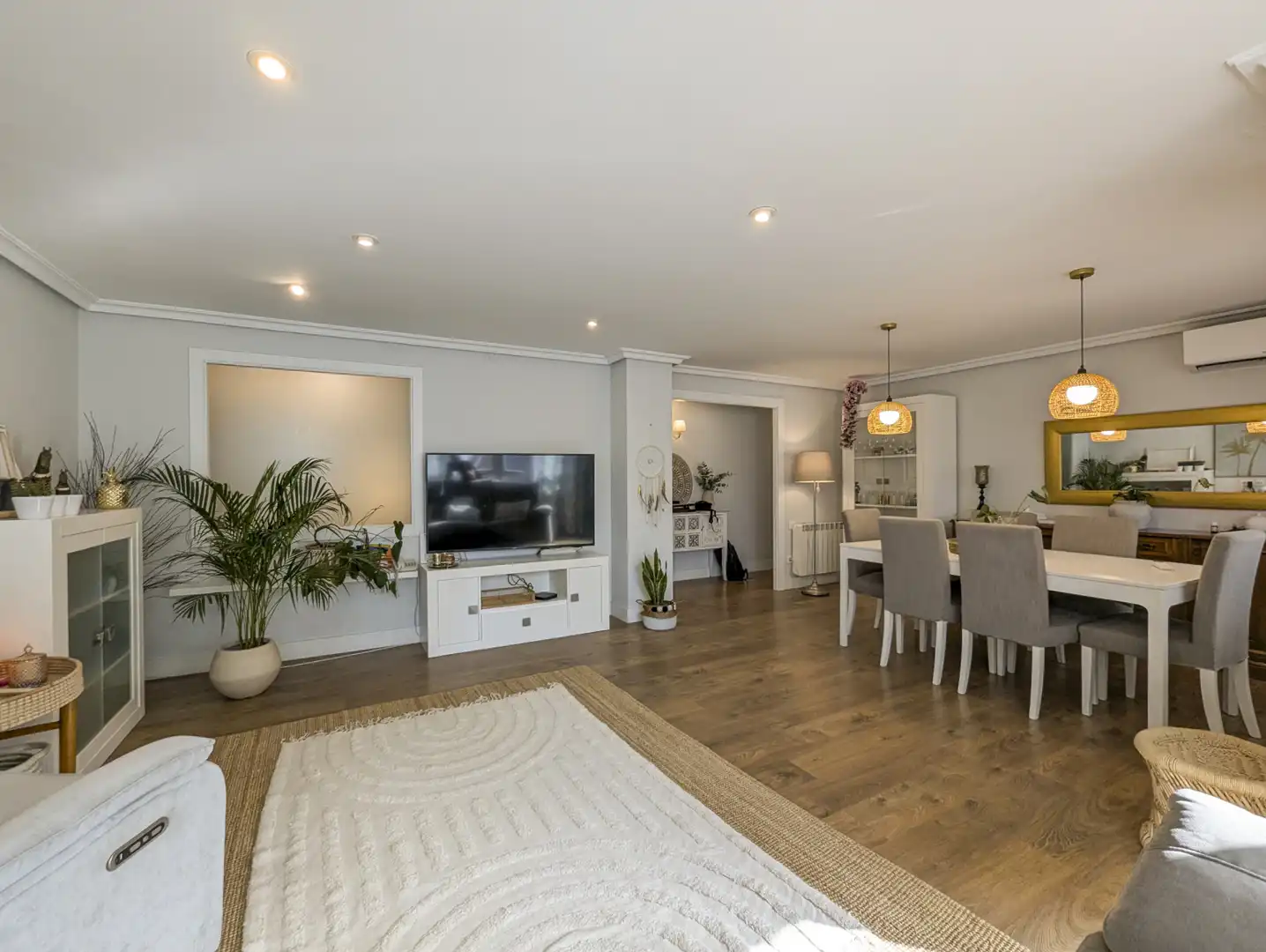 Wohnzimmer von Wohnung zum Verkauf in Xirivella mit Heizung und Balkon