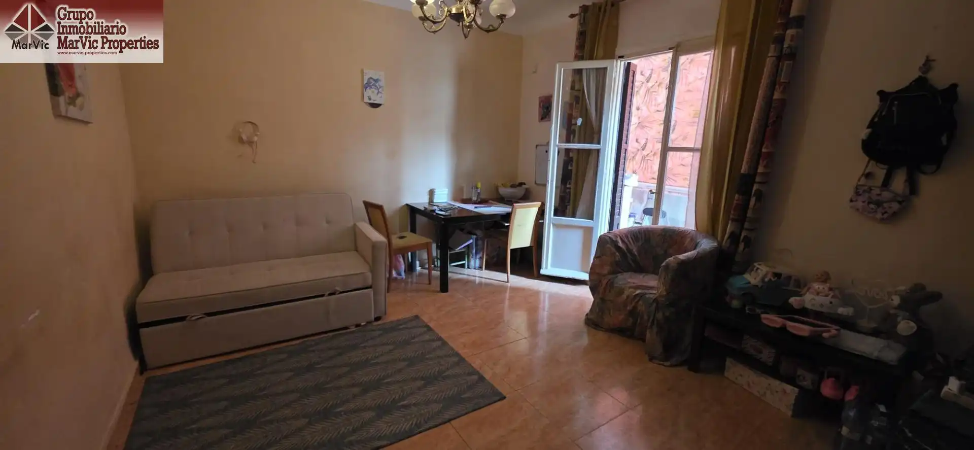 Sala d'estar de Pis en venda en Benidorm amb Terrassa i Moblat