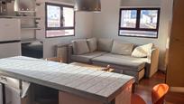 Living room of Study to rent in  Madrid Capital  with Air Conditioner, Heating and Terrace