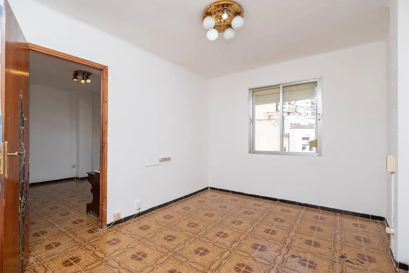 Piso en venta en Calle PERE OLIVER DOMENGE, Camp d'en Serralta, Ponent