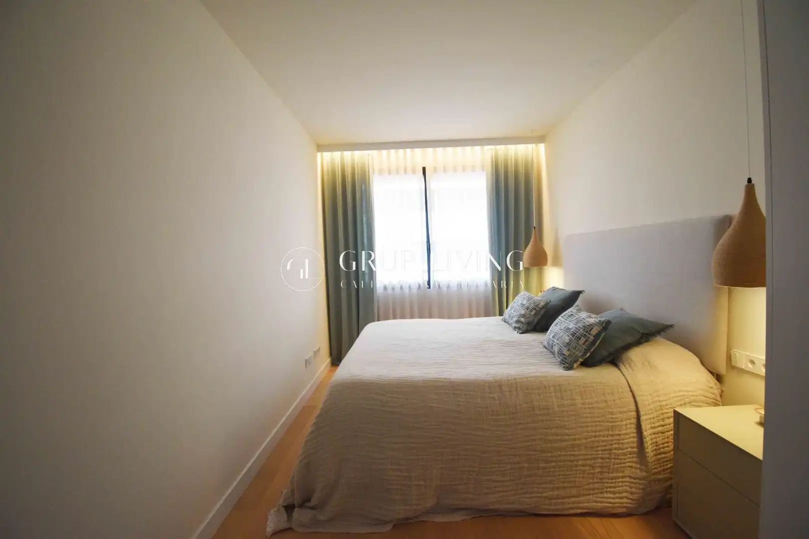 Schlafzimmer von Wohnung zur Miete in Sitges mit Heizung, Privatgarten und Parkett