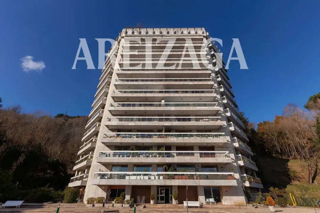 Vista exterior de Piso en venta en Donostia - San Sebastián  con Calefacción, Terraza y Trastero
