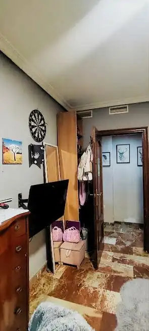 Piso en venta en Linares con Aire acondicionado, Calefacción y Jardín privado