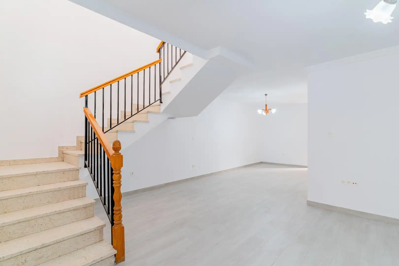 Casa amb terrassa en venda a Calle francisco suarez, imagen 4