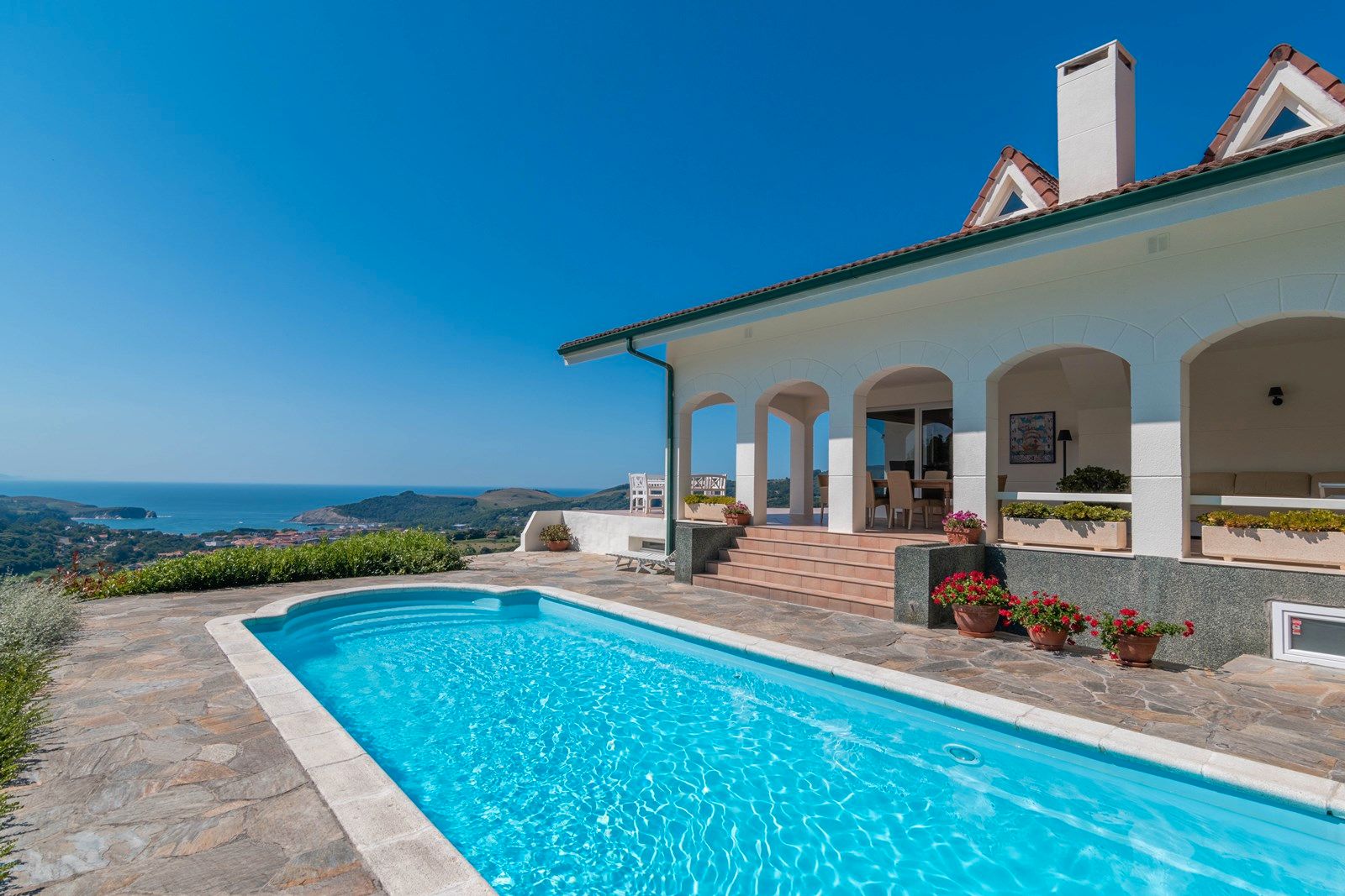 Exterior view of House or chalet for sale in Plentzia  with Air Conditioner, Heating and Private garden