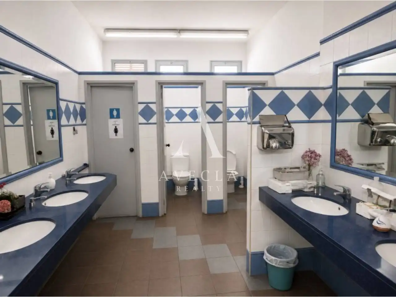 Baño de Nave industrial en venta en Lliçà de Vall