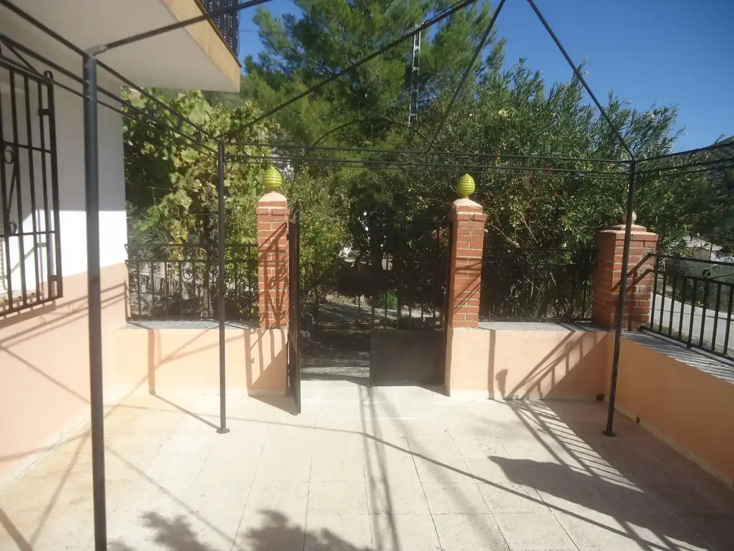 Casa o xalet en venda en Iznájar amb Balcó