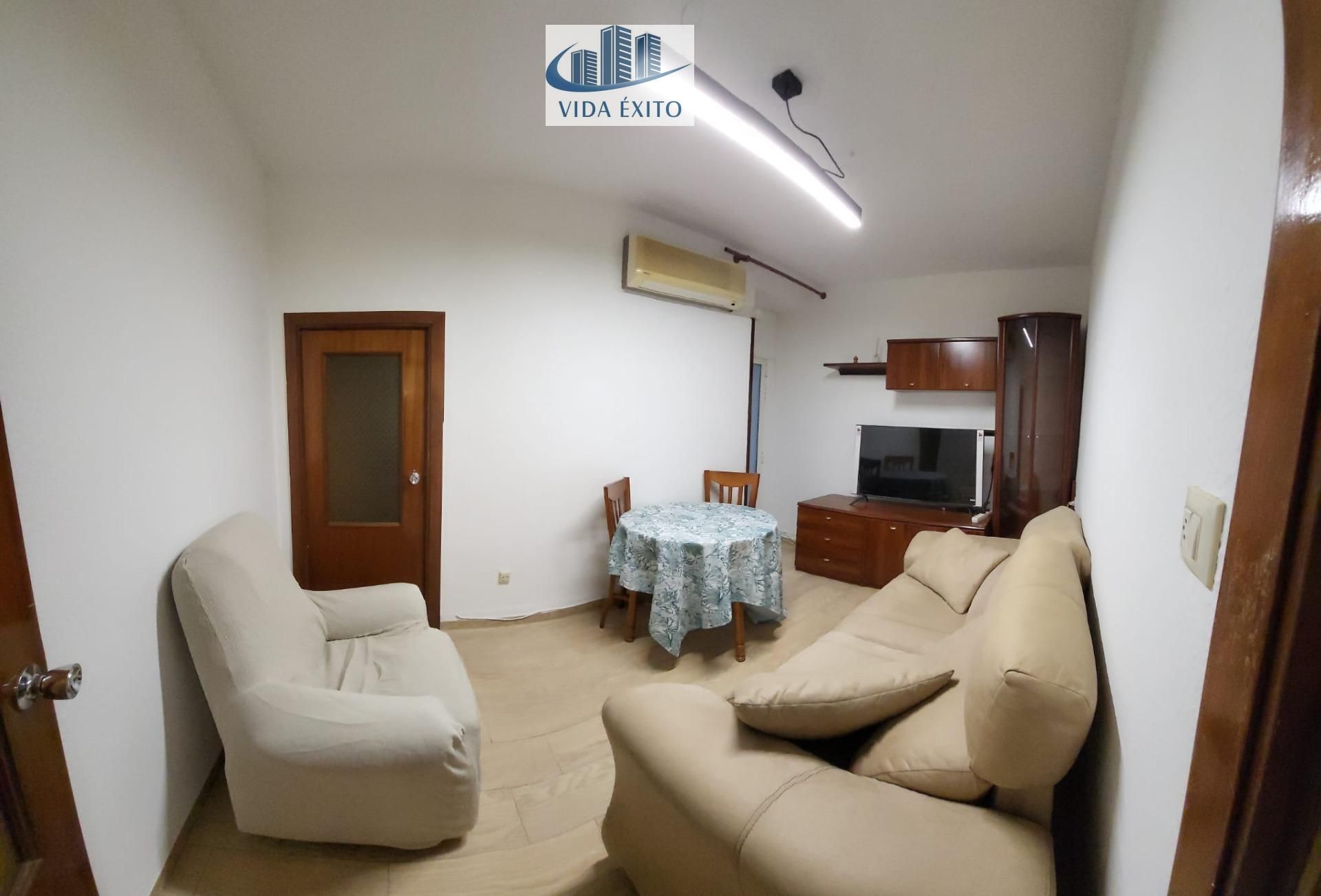 Sala de estar de Piso en venta en  Jaén Capital con Aire acondicionado, Calefacción y Balcón