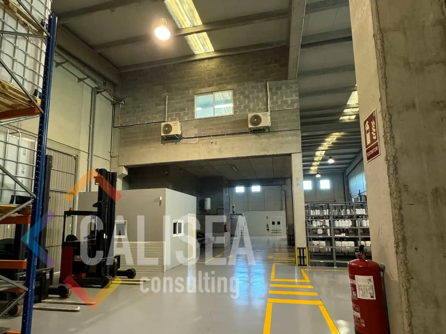Nave industrial de alquiler en Can Vinyals  