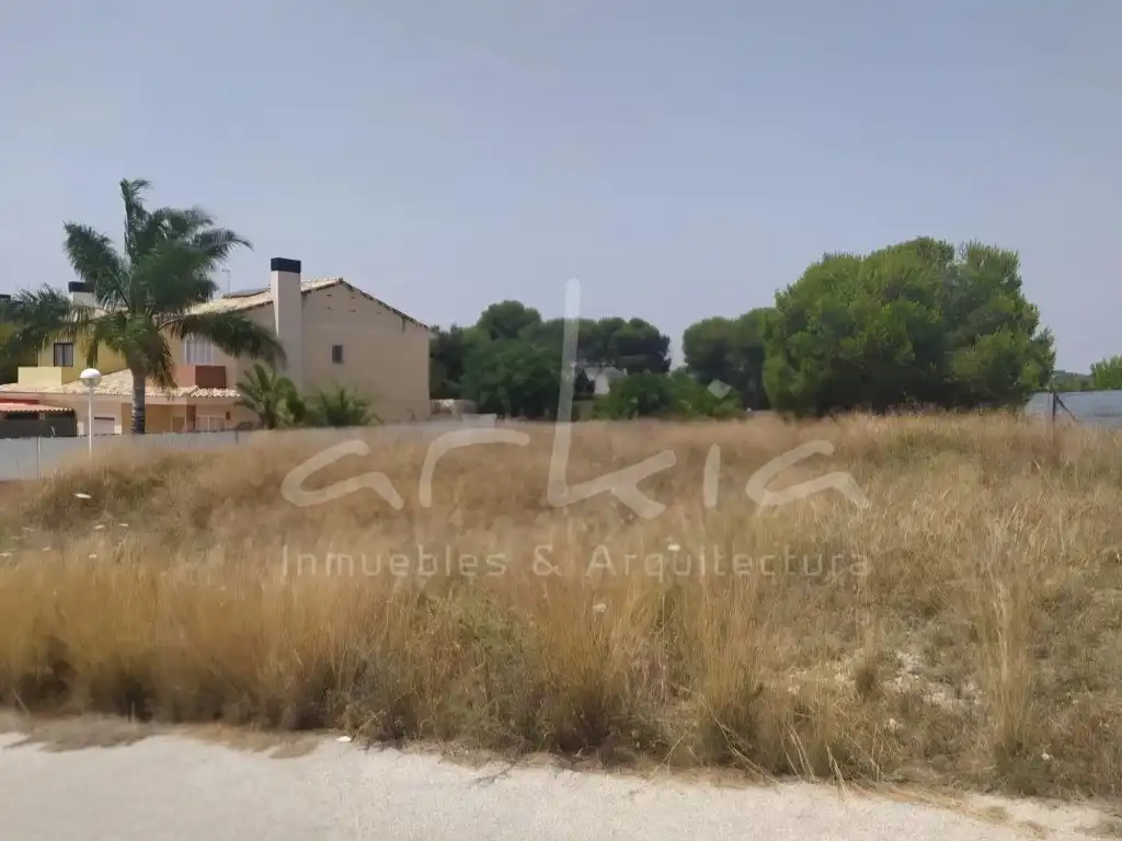 Terreny residencial en venda a Montserrat