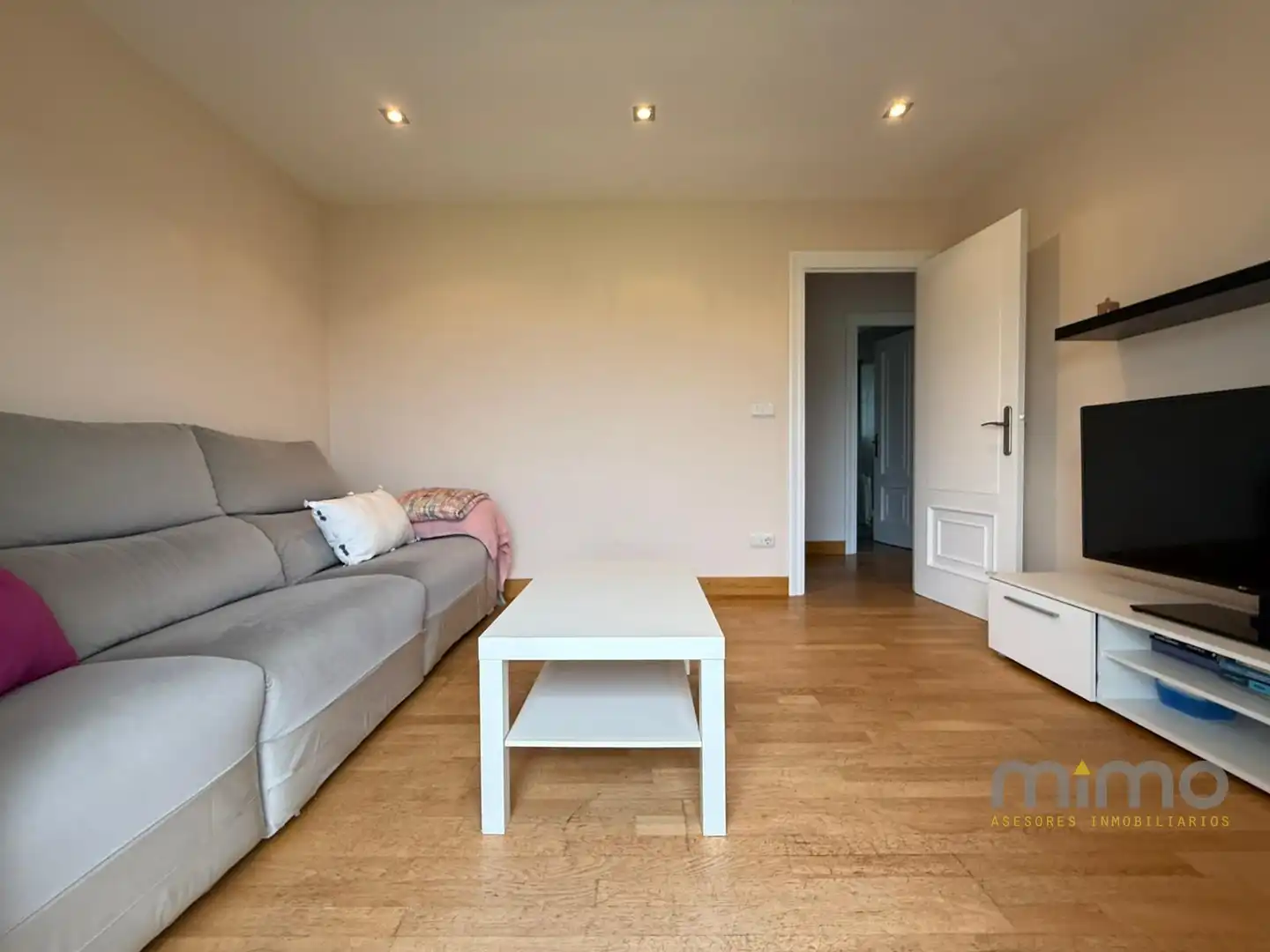 Sala de estar de Piso en venta en Irun  con Calefacción y Balcón