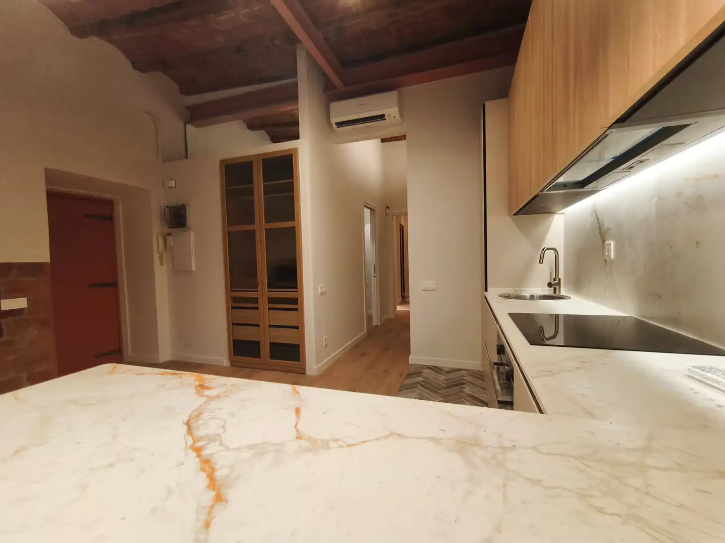 Cuina de Pis en venda en Barcelona amb Aire condicionat, Calefacció i Parquet