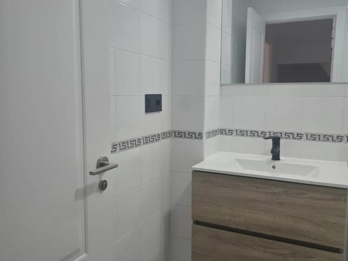 Baño de Casa o chalet de alquiler en Bormujos con Aire acondicionado, Calefacción y Jardín privado