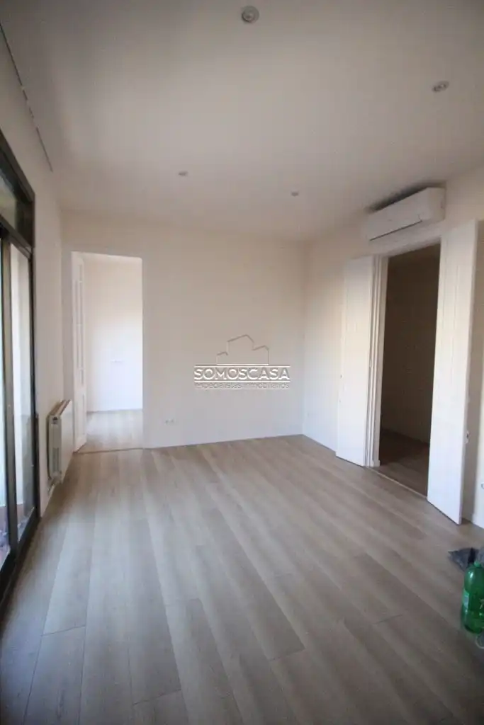Piso con terraza en venta en Plaça de la Sagrada Família, imagen 4