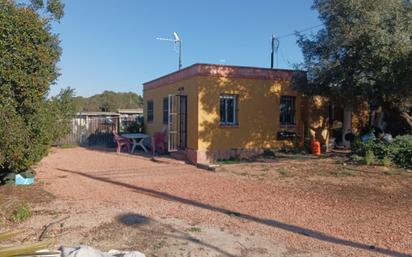Vista exterior de Casa o xalet en venda en El Vendrell amb Calefacció, Jardí privat i Terrassa