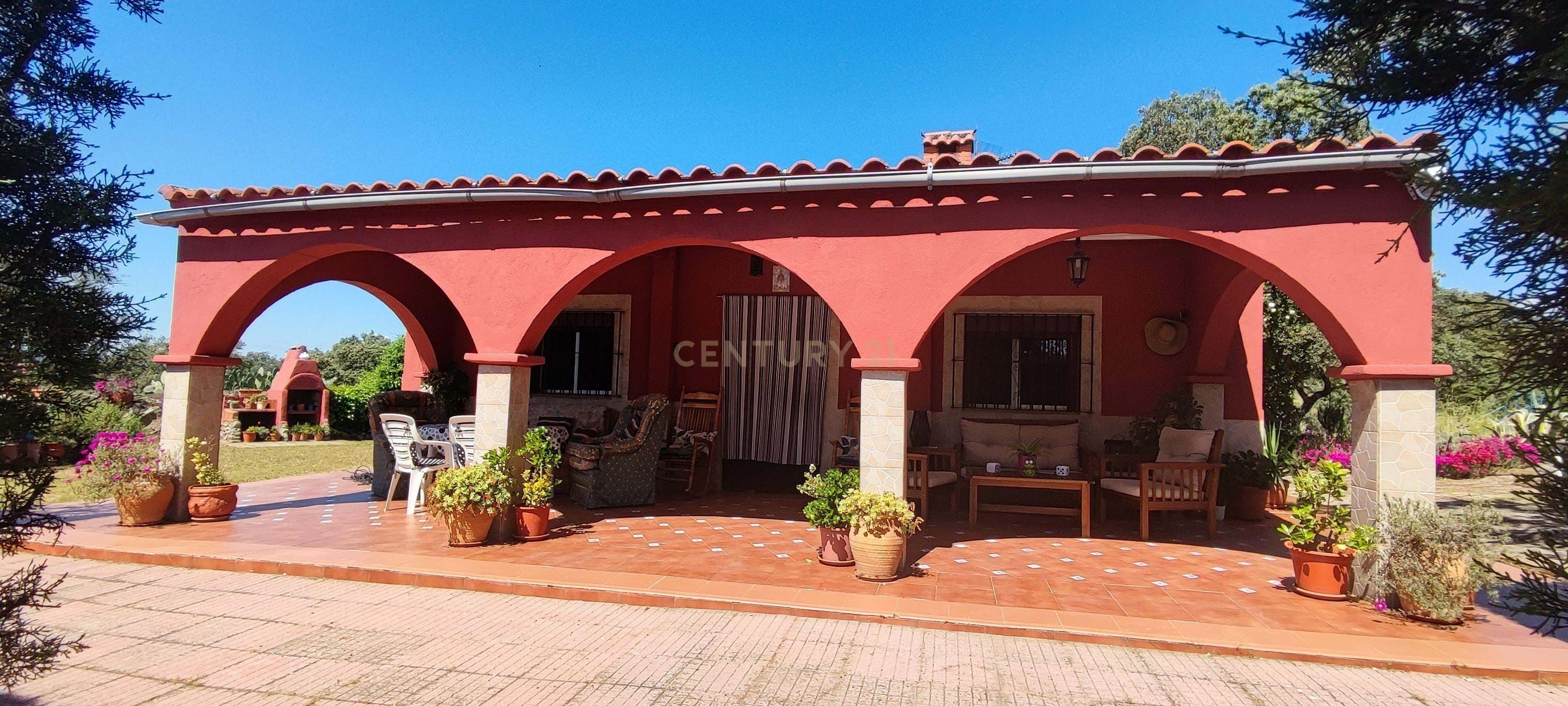 Exterior view of Residential for sale in Cáceres Capital
