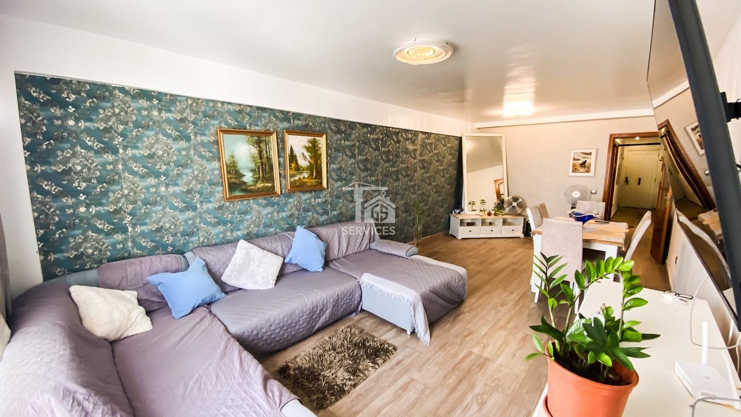 Sala d'estar de Casa adosada en venda en Granadilla de Abona amb Aire condicionat, Jardí privat i Terrassa