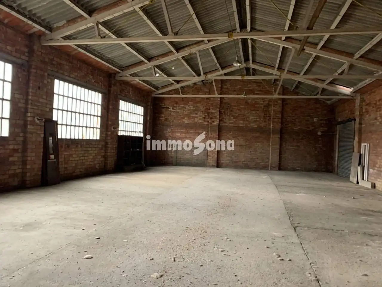Nau industrial en venda a Manlleu, imagen 3