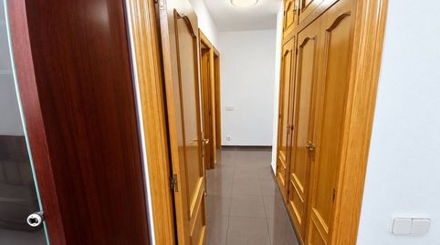 Piso de 3 habitaciones con balcón y vistas al parque, junto a FGC en Rubí, imagen 4