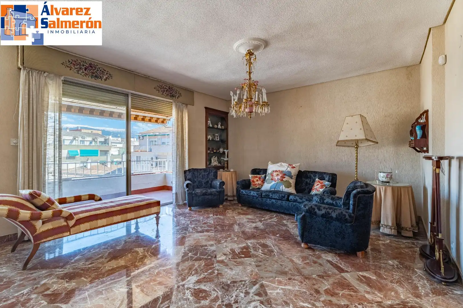 Sala de estar de Piso en venta en Granada con Terraza y Balcón