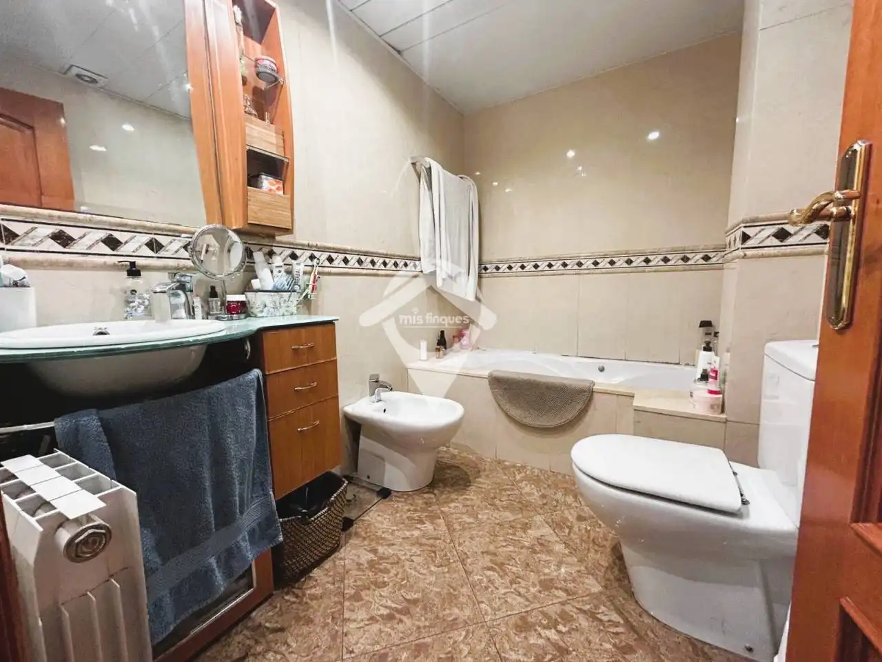Baño de Piso en venta en Sabadell con Aire acondicionado, Calefacción y Parquet