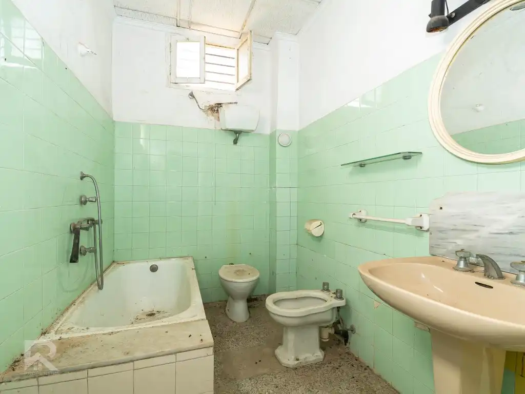 Bathroom of Houses for sale in Benifairó de la Valldigna